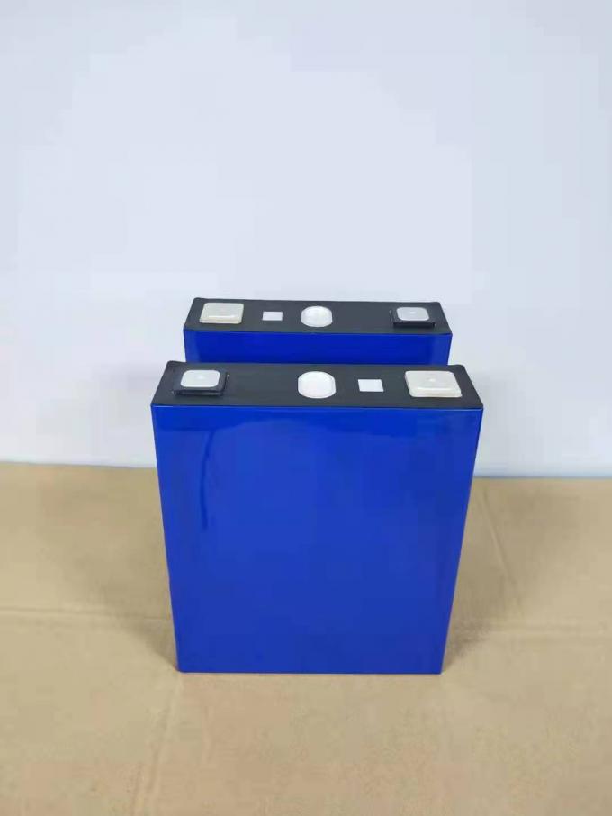 3.2V Lithium Ion Lifepo4 100ah Sel baterai prismatik LFP Kelas A 104Ah 0