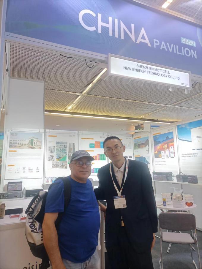 berita perusahaan terbaru tentang Mottcell Dipresentasikan di Intersolar Europe 2024, Memimpin Solusi Penyimpanan Energi Baru  1