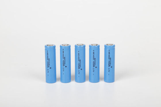 Baterai Litium Silinder AA Ukuran kecil yang dapat diisi ulang 3.2V 600Mah IFR 14500