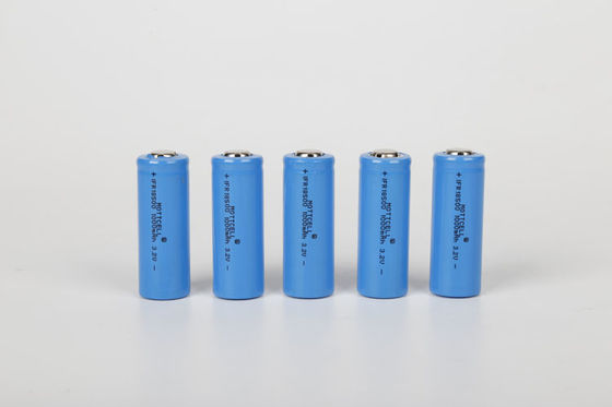 LiFePo4 IFR 26650 Lithium Ion Baterai Isi Ulang 3.2V 3300mAh Untuk Sistem Tenaga Surya