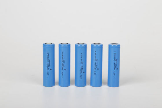 Baterai Li-ion 3,7v yang dapat diisi ulang