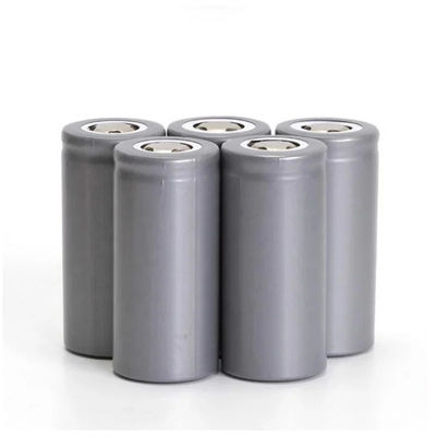 32700 Baterai LiFePO4 Silinder Baterai Isi Ulang Sel 3.2V 6000mah 3C Pelepasan